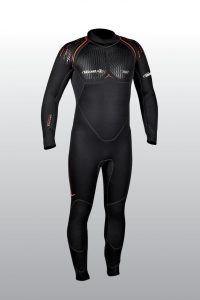 foto-rekomendasi-wetsuit-terbaik-untuk-menyelam-di-laut-Indonesia-3