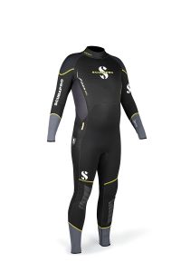 foto-rekomendasi-wetsuit-terbaik-untuk-menyelam-di-laut-Indonesia-4
