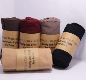 foto-kaos-kaki-terbaik-untuk-muslimah-4