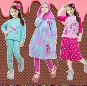 foto-rekomendasi-pakaian-lucu-untuk-kado-anak-perempuan-1