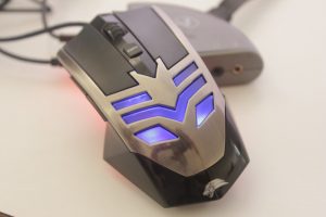 foto-rekomedasi-mouse-gaming-kualitas-terbaik-dan-murah-09