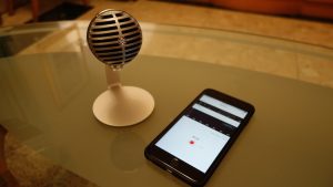 foto-microphone-terbaik-yang-bagus-untuk-meeting-online-5