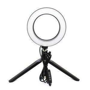 foto-ring-light-yang-bagus-untuk-penerangan-saat-video-conference-7
